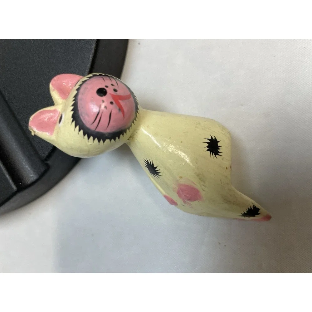 2 Vintage Wooden Shelf Sitting Cat Figurines Handmade Hand Painted Folk Art